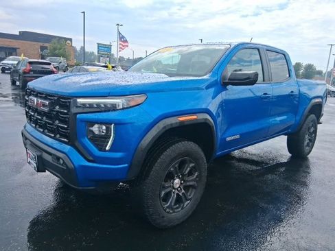 Used 2024 GMC Canyon Elevation w/ Elevation Premium Package AWD/4WD image 11