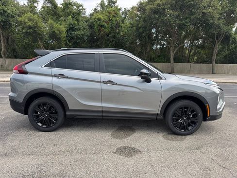 New 2025 Mitsubishi Eclipse Cross Black Edition image 9