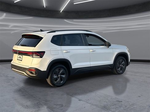 New 2026 Volkswagen Taos S image 5