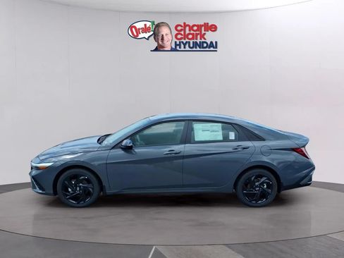 New 2026 Hyundai Elantra Sport FWD image 2