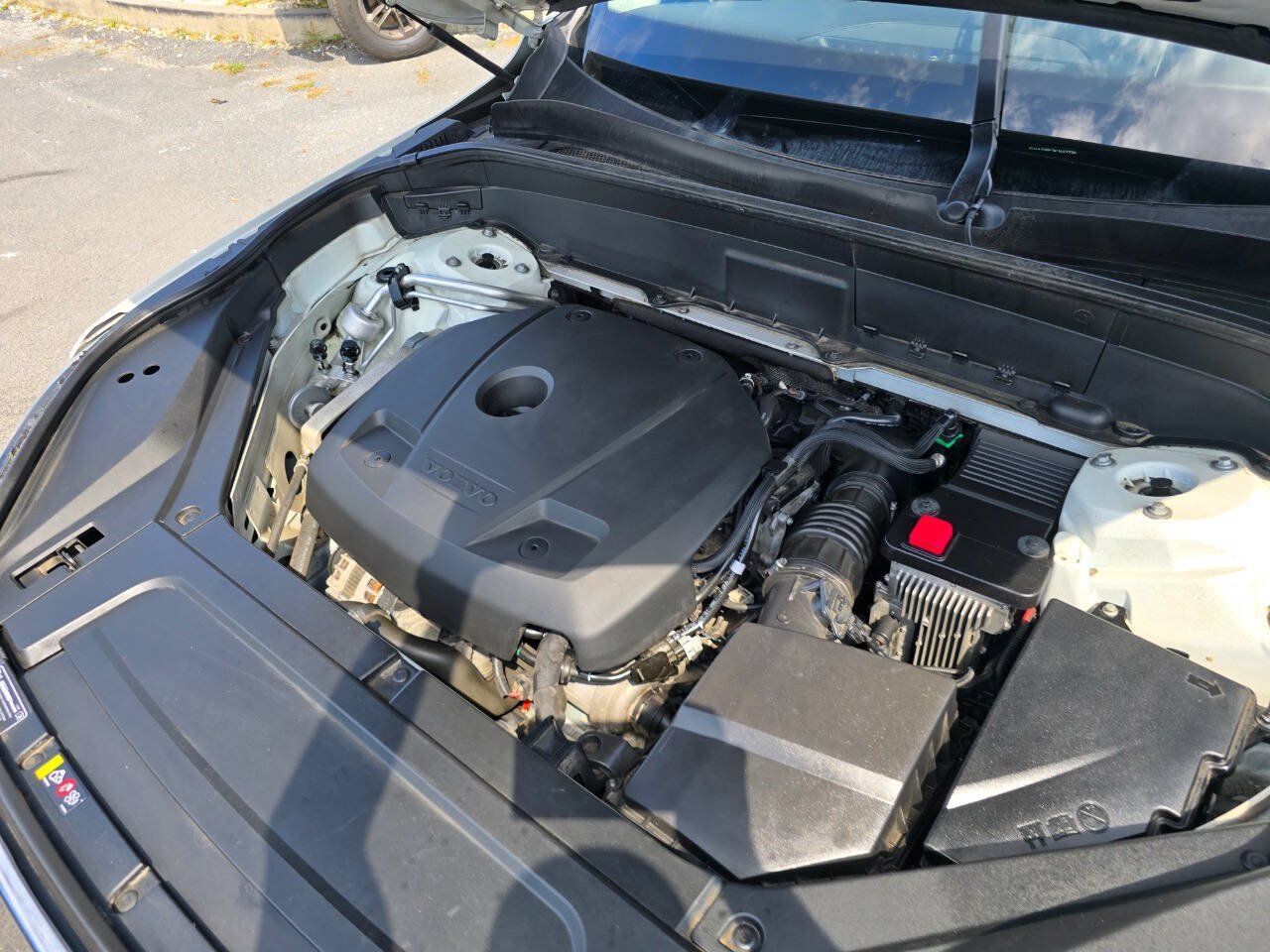 Used 2019 Volvo XC90 T6 Momentum w/ Advanced Package AWD/4WD image 37