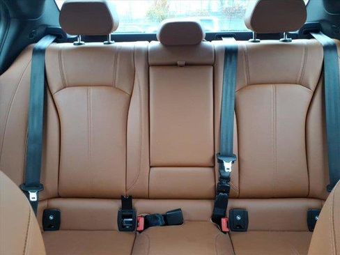 Used 2022 Alfa Romeo Giulia Ti image 32