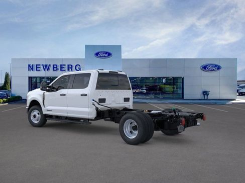 New 2026 Ford F350 XL w/ XL Chrome Package image 6