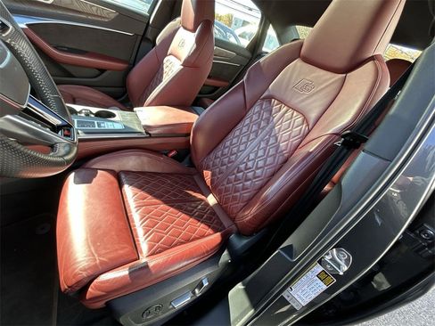 Used 2020 Audi S6 Prestige image 15