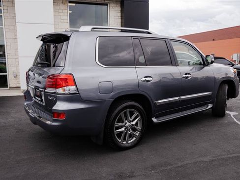 Used 2015 Lexus LX 570 4WD w/ Luxury Package image 6
