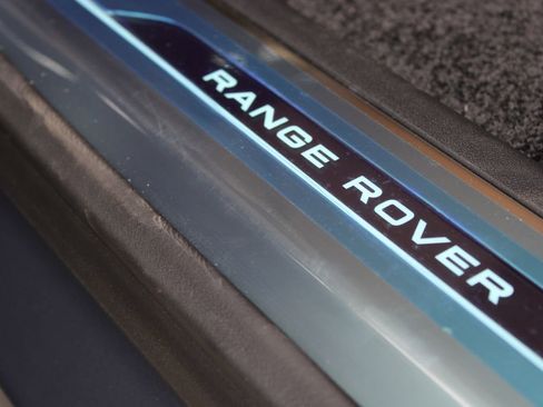 New 2026 Land Rover Range Rover Long Wheelbase SE AWD/4WD image 37