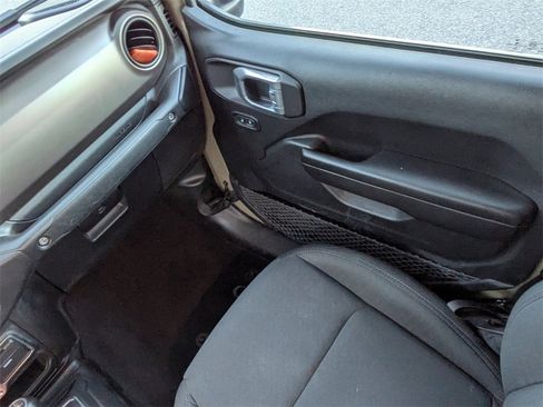 Used 2020 Jeep Gladiator Sport w/ Quick Order Package 24S image 16