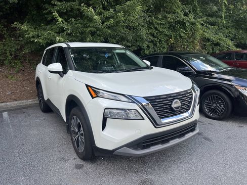 Certified 2023 Nissan Rogue SV FWD image 4