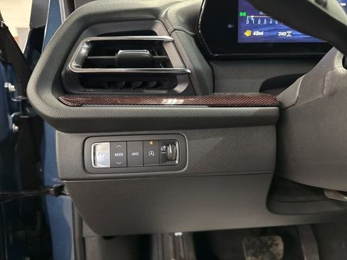 New 2026 Chevrolet Traverse Z71 w/ Enhanced Driving Package AWD/4WD image 20
