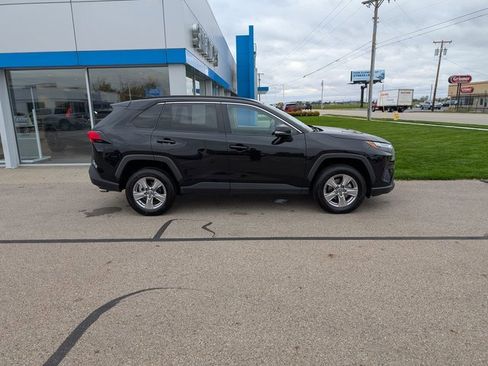 Used 2023 Toyota RAV4 XLE image 3