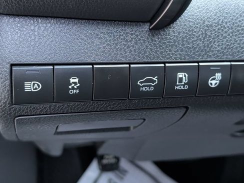 Used 2024 Toyota Camry SE FWD image 28
