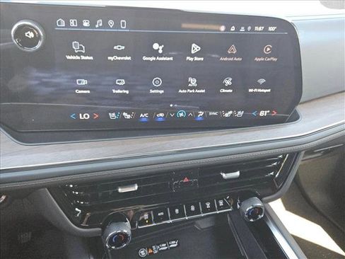 New 2026 Chevrolet Suburban High Country image 12