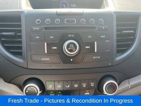 Used 2014 Honda CR-V LX image 12