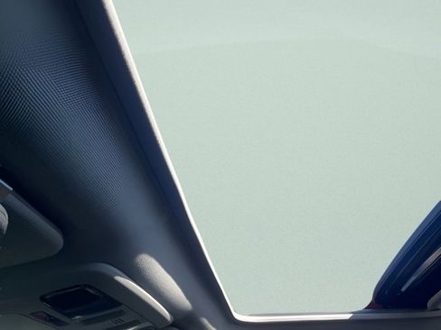 Used 2017 Subaru Outback 2.5i Limited image 17