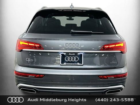 Certified 2023 Audi Q5 2.0T Premium w/ Convenience Package AWD/4WD image 7