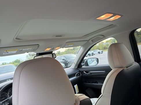 New 2025 MAZDA CX-5 AWD 2.5 S w/ Preferred Package image 8