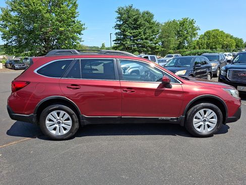 Used 2018 Subaru Outback 2.5i Premium w/ Protection Package #1 AWD/4WD image 7