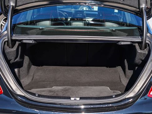 Used 2018 Mercedes-Benz C 300 Sedan image 38