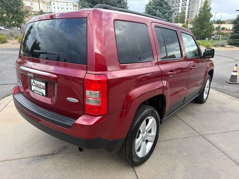 Used 2016 Jeep Patriot Latitude AWD/4WD image 6
