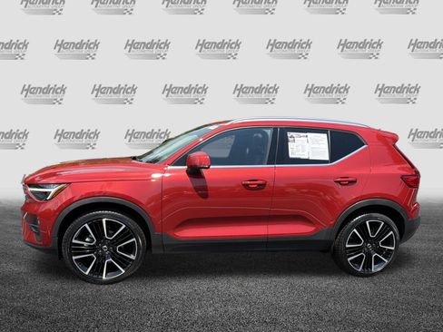 Certified 2024 Volvo XC40 B5 Ultimate w/ Protection Package Premier AWD/4WD image 7