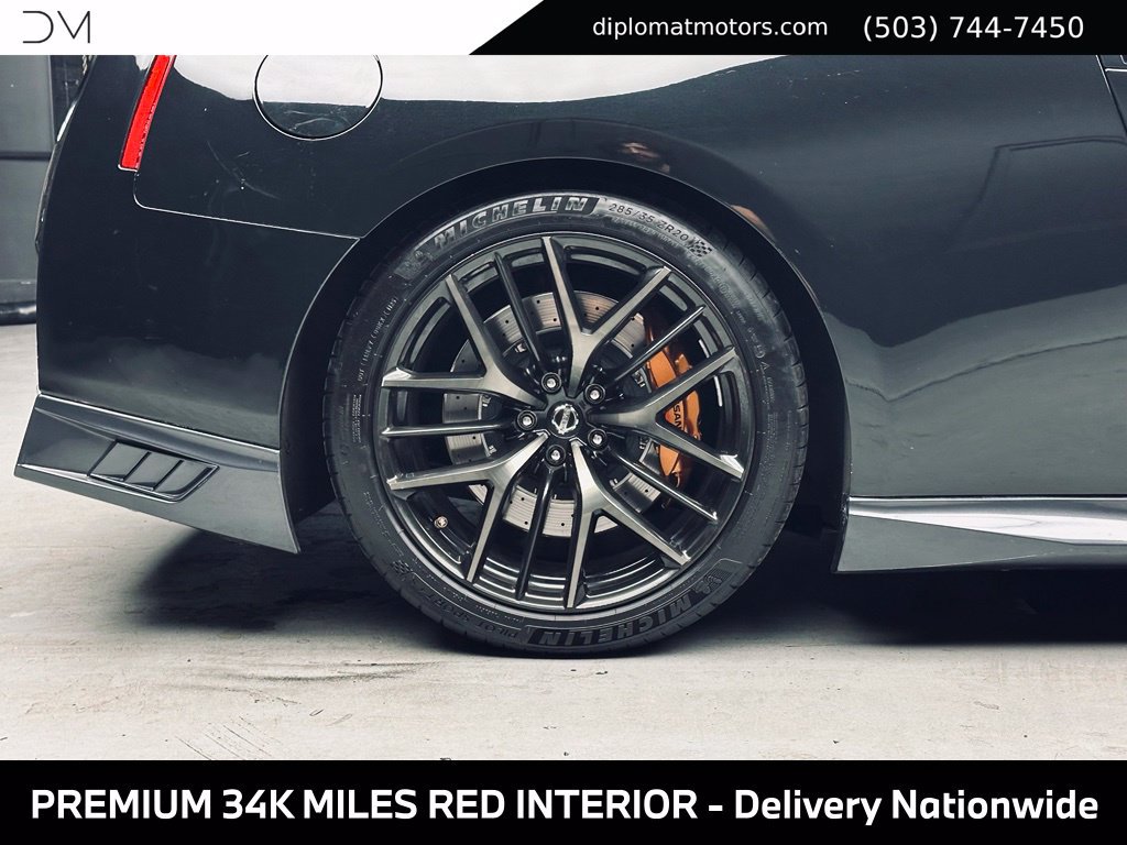 Used 2018 Nissan GT-R Premium w/ Premium Interior Package AWD/4WD image 41