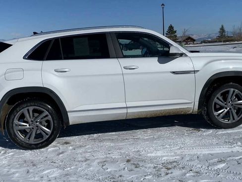 Used 2024 Volkswagen Atlas Cross Sport SEL R-Line image 9
