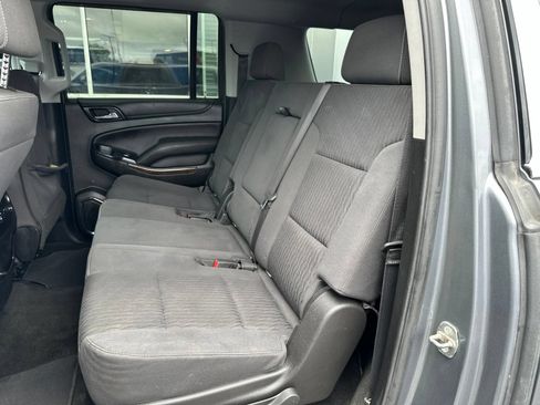 Used 2018 Chevrolet Suburban LS AWD/4WD image 15