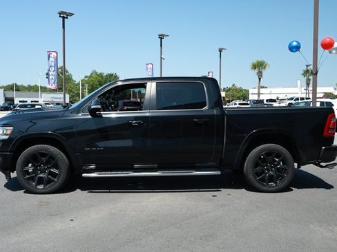 Used 2022 RAM 1500 Laramie AWD/4WD image 10