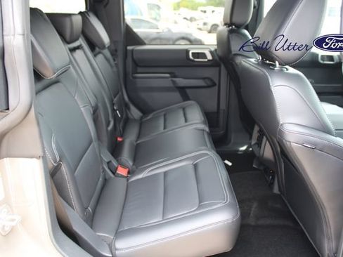 New 2026 Ford Bronco Outer Banks AWD/4WD image 9