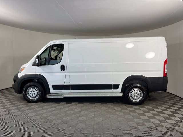 Used 2025 RAM ProMaster 2500 w/ U-Haul Equipment Group FWD image 4