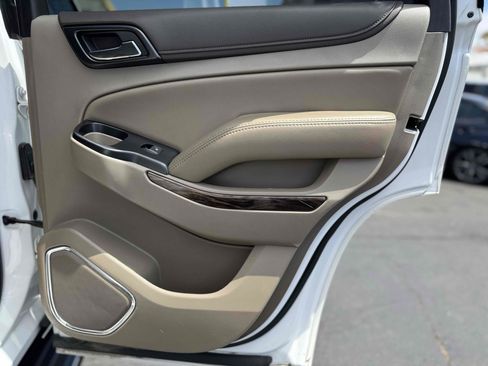 Used 2019 GMC Yukon SLT w/ Open Road Package image 39