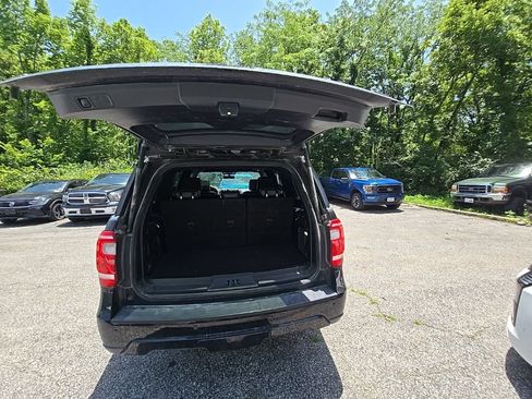 Used 2021 Ford Expedition XLT AWD/4WD image 19
