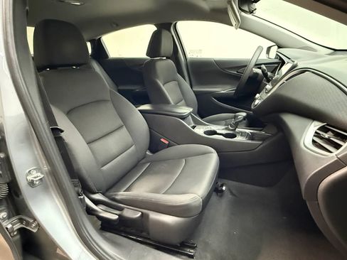 Used 2023 Chevrolet Malibu LT FWD image 13