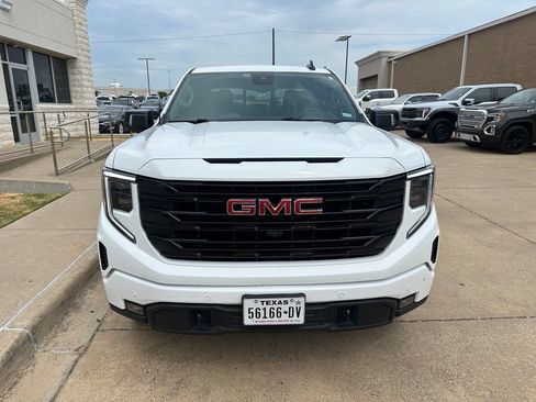 Used 2024 GMC Sierra 1500 Elevation w/ Elevation Premium Package AWD/4WD image 12
