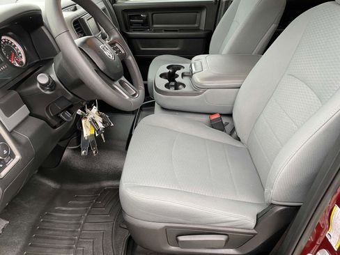 Used 2018 RAM 1500 Express w/ Express Value Package image 13