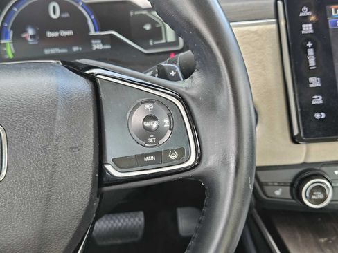 Certified 2018 Honda Clarity Touring image 29