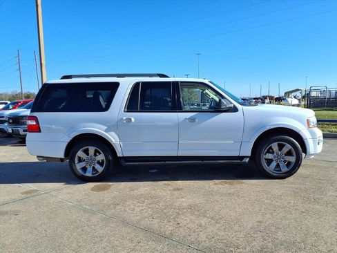 Used 2017 Ford Expedition EL XLT w/ Equipment Group 202A image 8