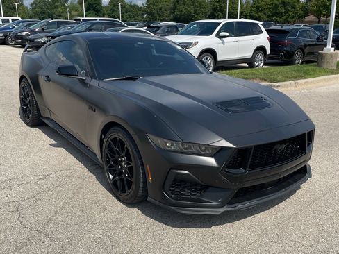 Used 2024 Ford Mustang GT Premium w/ GT Performance Package RWD image 6