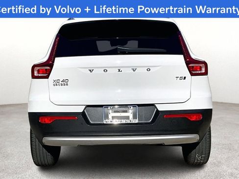 Used 2020 Volvo XC40 T5 Momentum w/ Protection Package Premier image 7