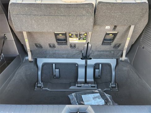 New 2026 Toyota Sienna LE image 21