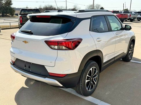 New 2026 Chevrolet TrailBlazer LT FWD image 5