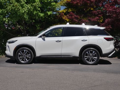 Used 2024 INFINITI QX60 Luxe AWD/4WD image 18