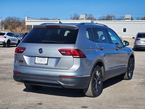Used 2024 Volkswagen Tiguan SE image 5