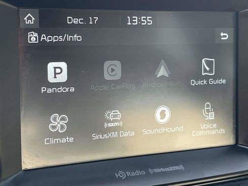 Used 2017 Kia Sorento EX image 18