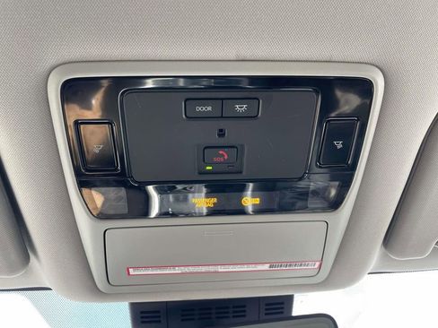 Used 2024 Toyota Grand Highlander XLE image 31