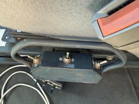 Used 2005 Ford E-150 and Econoline 150 Wagon image 16