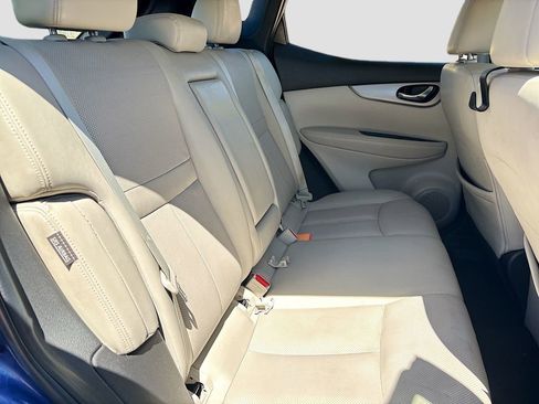 Used 2020 Nissan Rogue Sport SL AWD/4WD image 25