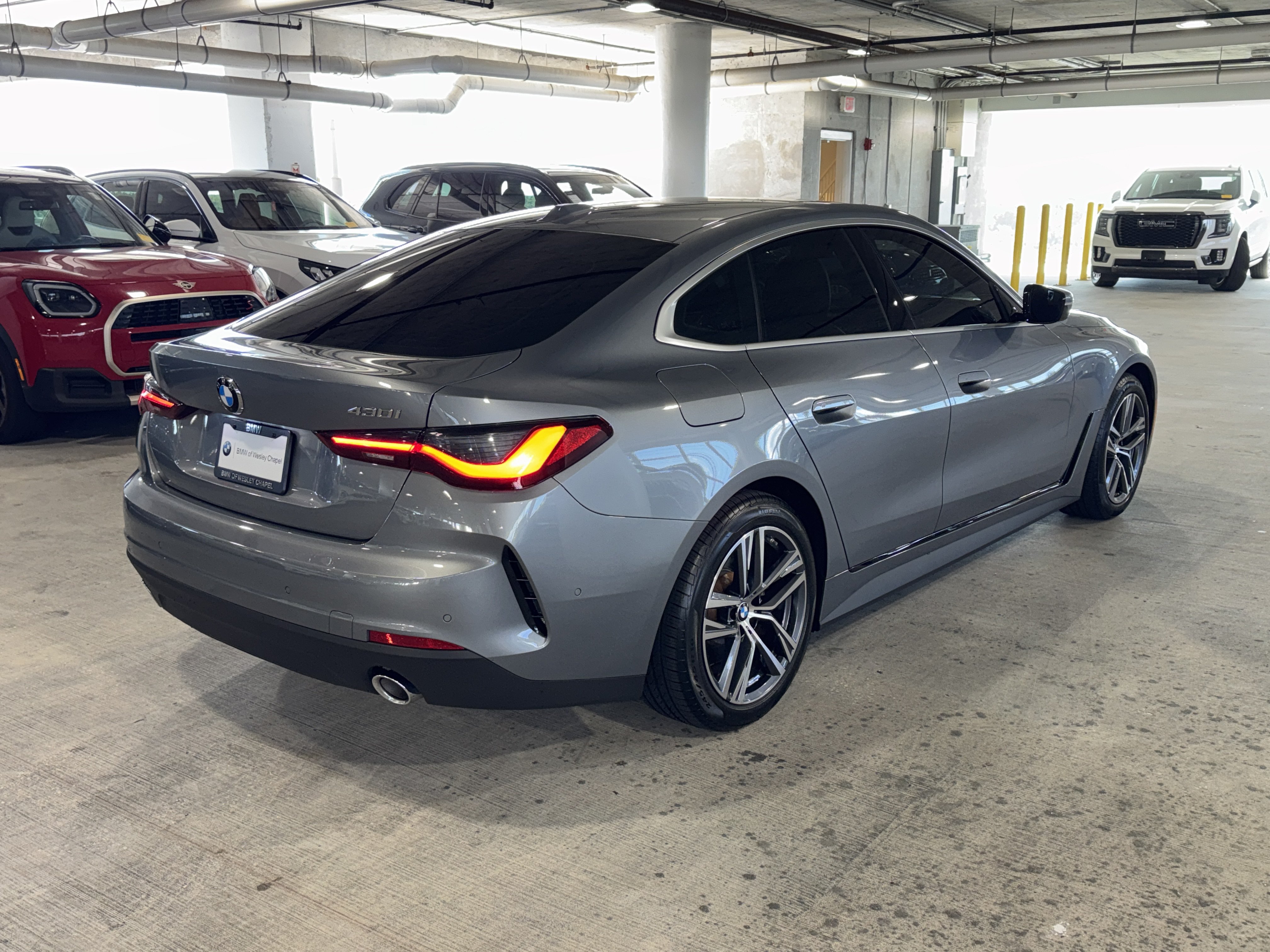 Used 2025 BMW 430i w/ Premium Package RWD image 8