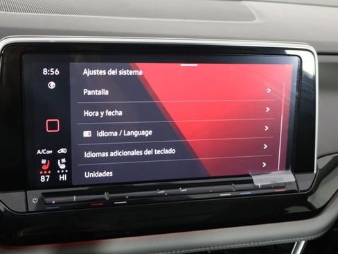 Used 2025 Volkswagen Atlas Peak Edition SE image 44