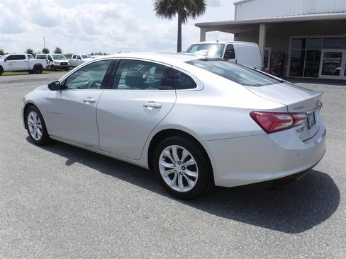 Used 2022 Chevrolet Malibu LT FWD image 6